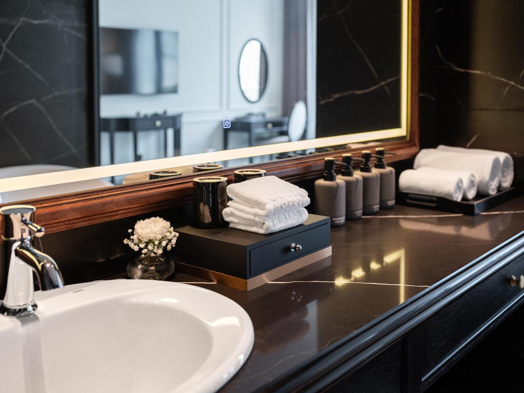T Boutique Hotel Ханой Екстер'єр фото